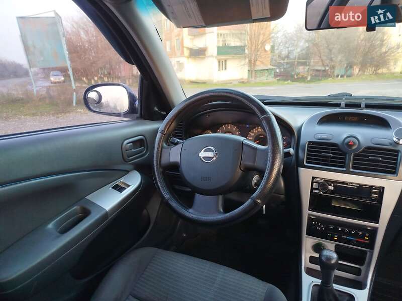 Седан Nissan Almera 2007 в Первомайске
