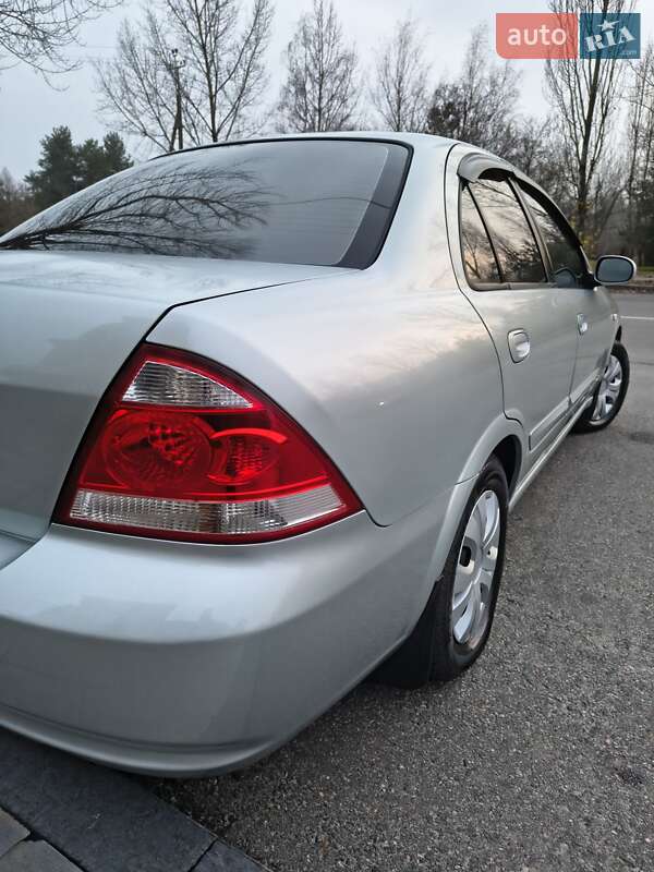 Седан Nissan Almera 2007 в Горишних Плавнях