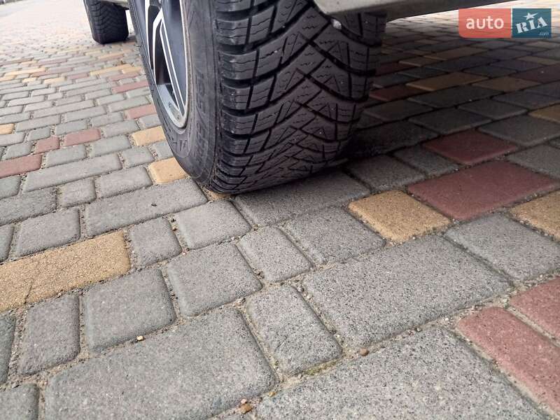 Седан Nissan Almera 2005 в Белгороде-Днестровском