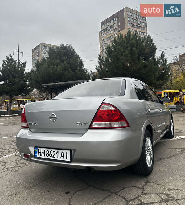 Седан Nissan Almera 2008 в Одессе