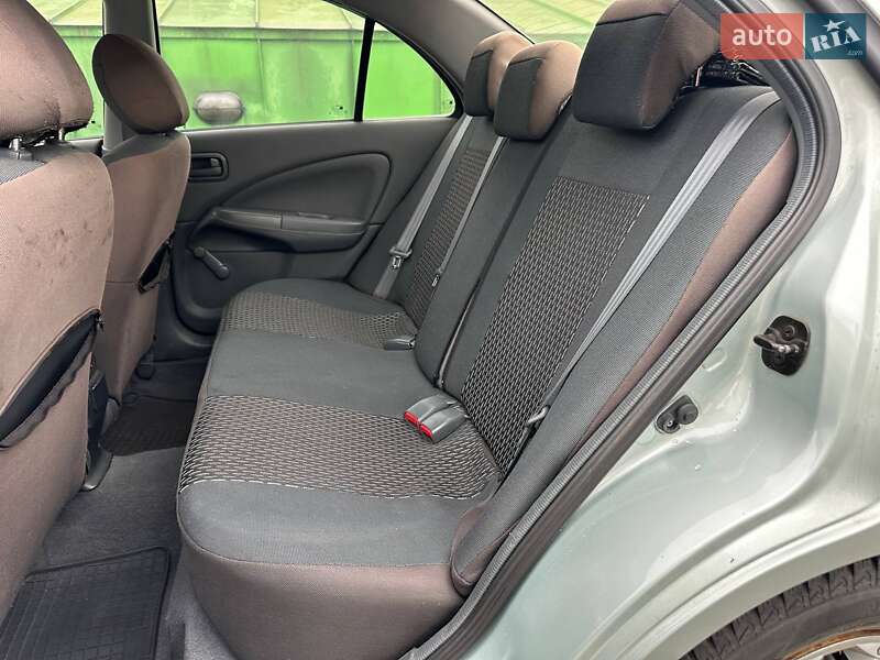 Седан Nissan Almera 2006 в Киеве фото 10 Седан Nissan Almera 2006 в Киеве