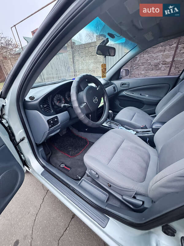 Седан Nissan Almera 2006 в Одесі