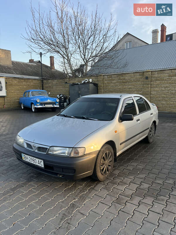 Nissan Almera 1997 Nissan Almera 1997