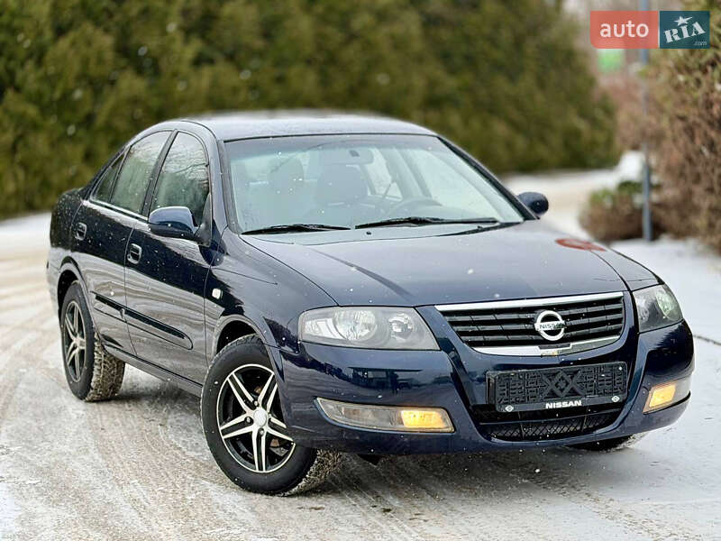 Седан Nissan Almera 2012 в Дрогобыче