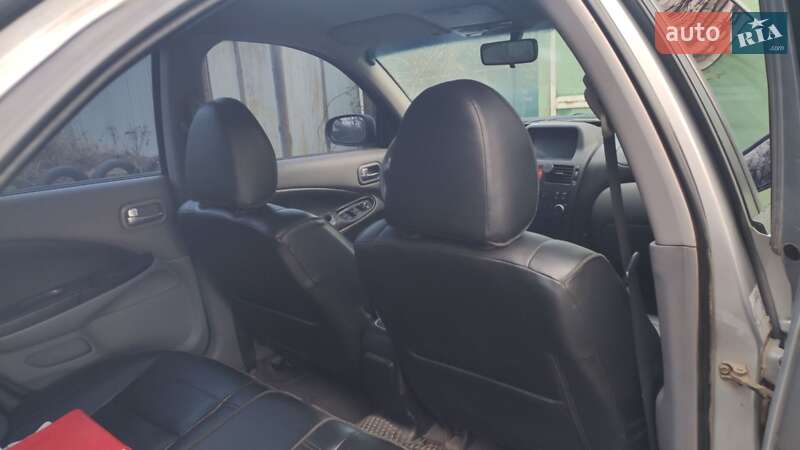 Седан Nissan Almera 2004 в Краматорске фото 14 Седан Nissan Almera 2004 в Краматорске