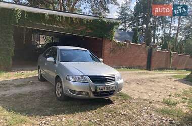Седан Nissan Almera 2012 в Вишгороді