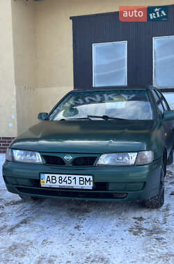 Хетчбек Nissan Almera 1999 в Вінниці