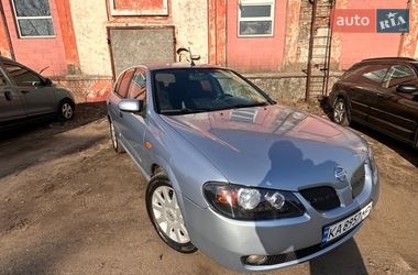 Хэтчбек Nissan Almera 2004 в Киеве