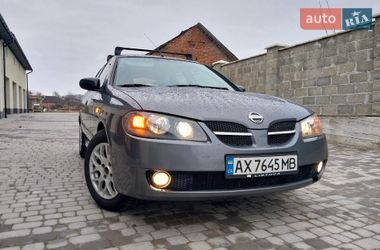 Хетчбек Nissan Almera 2004 в Самборі
