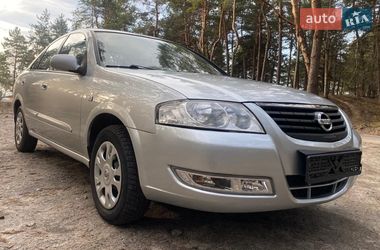 Седан Nissan Almera 2011 в Киеве