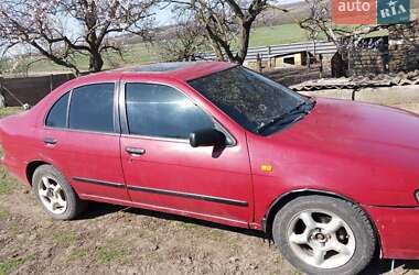 Седан Nissan Almera 1996 в Николаеве