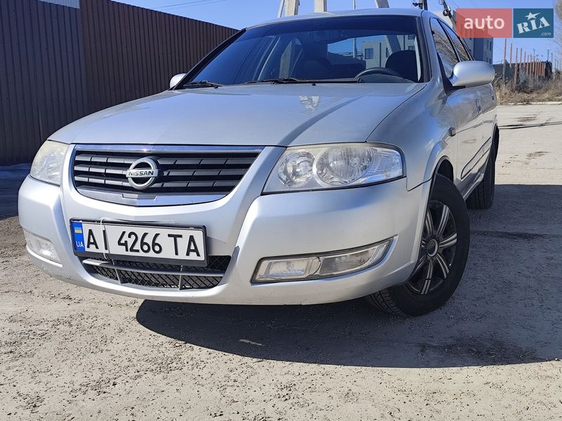 Nissan Almera 2010