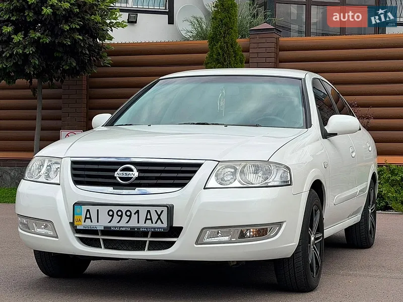 Nissan Almera