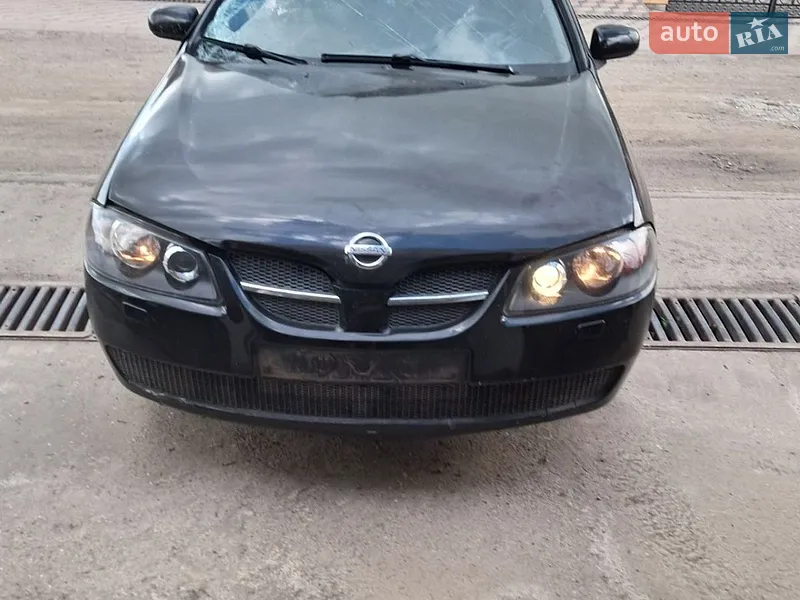 Nissan Almera