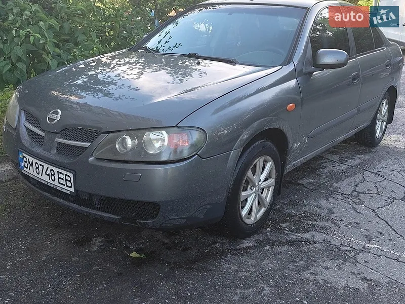 Nissan Almera