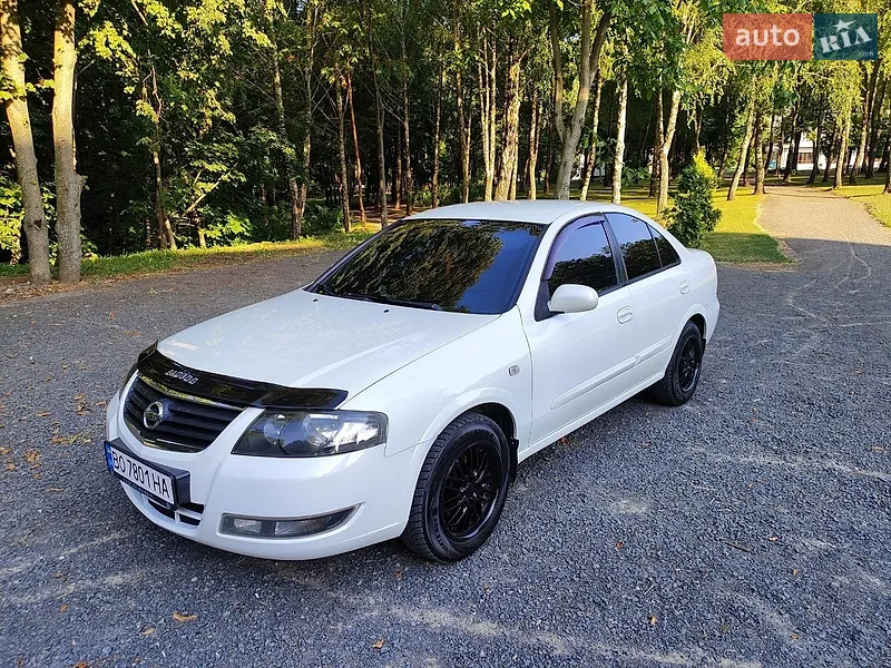 Nissan Almera 2012