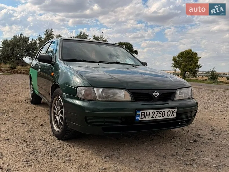 Nissan Almera 1995