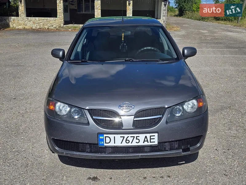 Nissan Almera