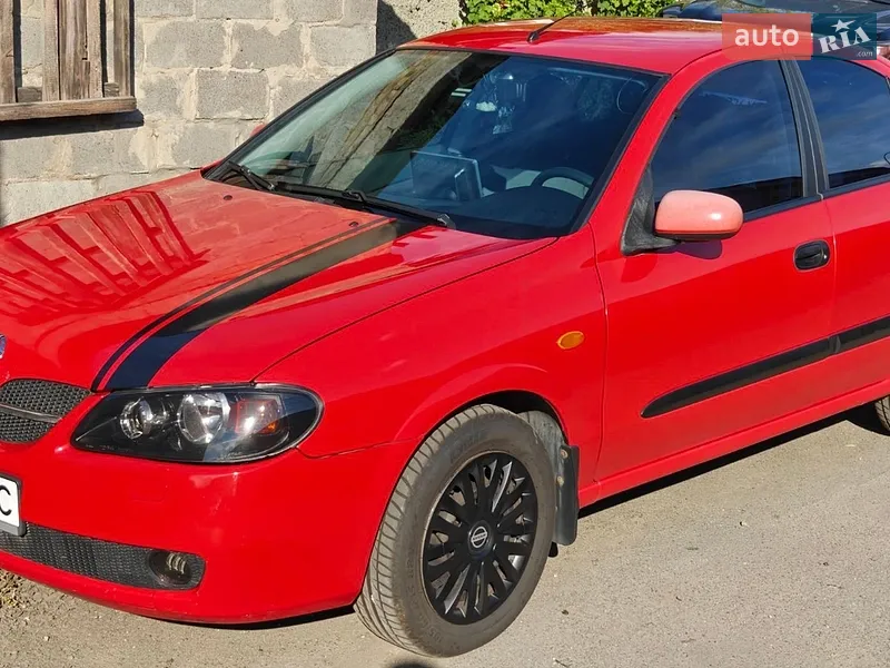 Nissan Almera