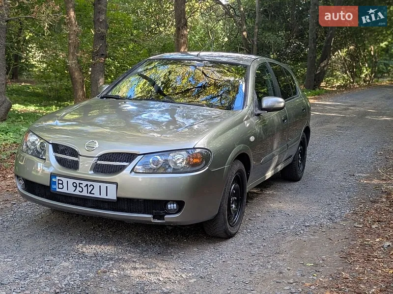 Nissan Almera