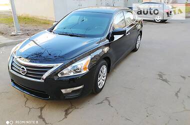 Седан Nissan Altima 2013 в 