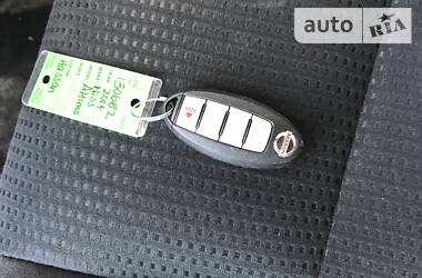 Седан Nissan Altima 2014 в 