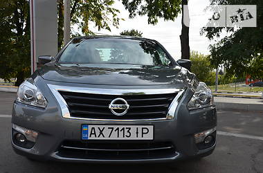 Седан Nissan Altima 2014 в Харькове
