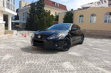 Седан Nissan Altima 2017 в Одессе