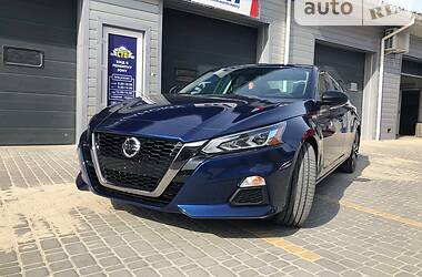 Седан Nissan Altima 2019 в Білій Церкві