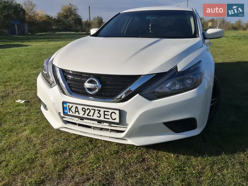 Nissan Altima