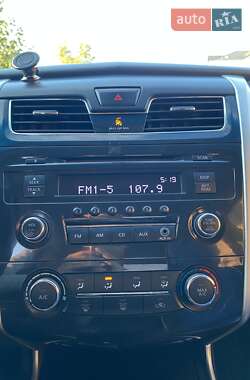 Седан Nissan Altima 2012 в Одесі