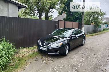 Седан Nissan Altima 2017 в 