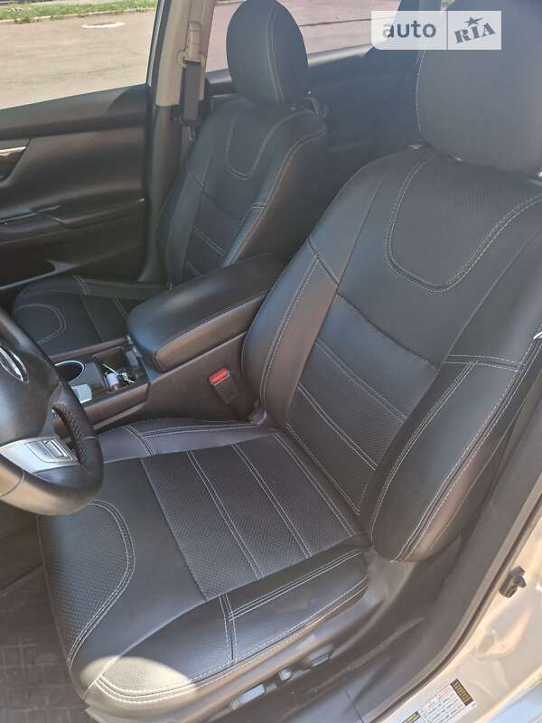 Седан Nissan Altima 2016 в Черкасах