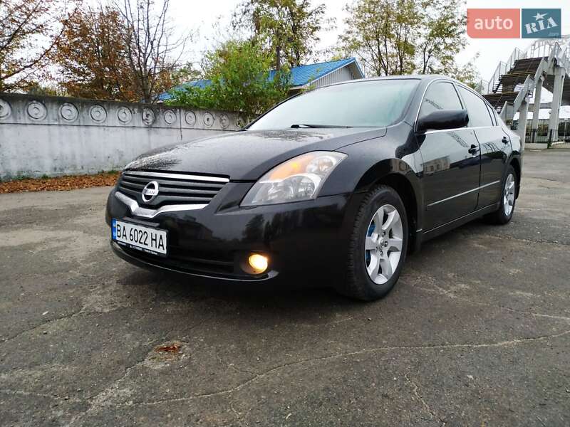 Nissan Altima 2008