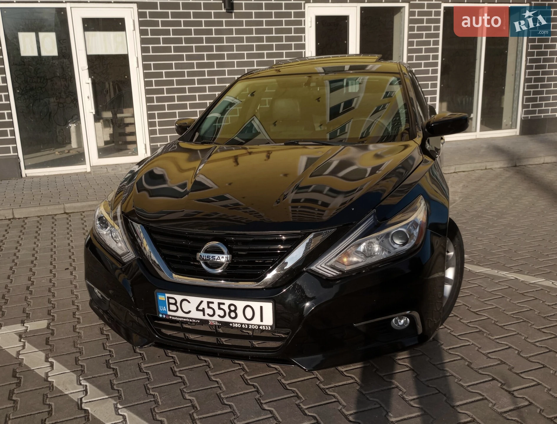 2015 Nissan Altima - мініатюра 4