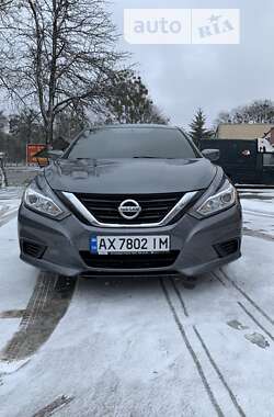 Седан Nissan Altima 2017 в Харькове