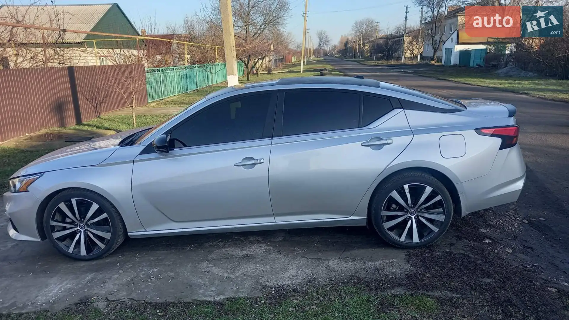 2019 Nissan Altima - мініатюра 3
