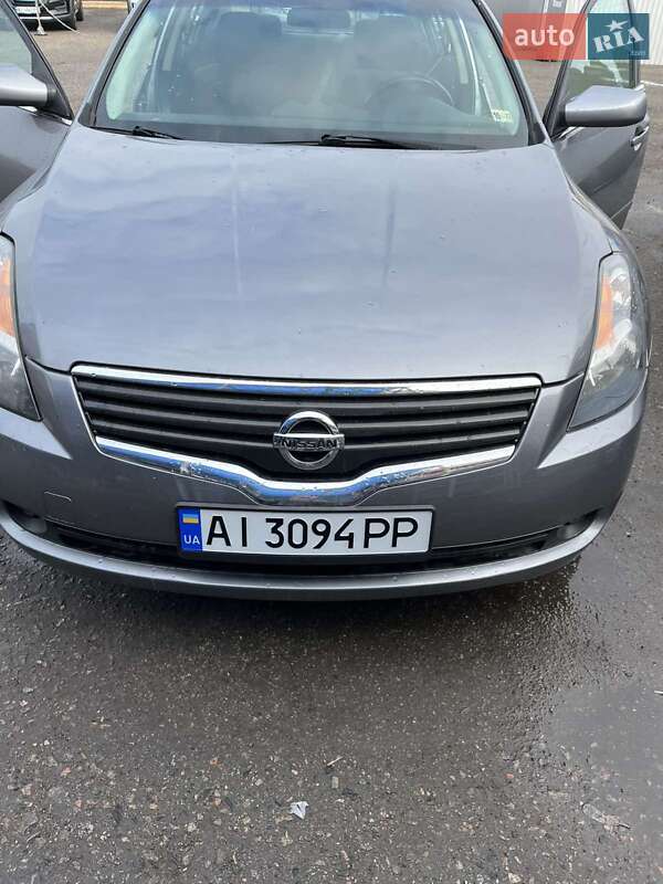 Седан Nissan Altima 2009 в Білій Церкві