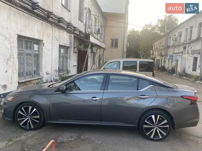 Nissan Altima 2019 VIN 1N4BL4FW0KC244130 фото оголошення 2 з 52