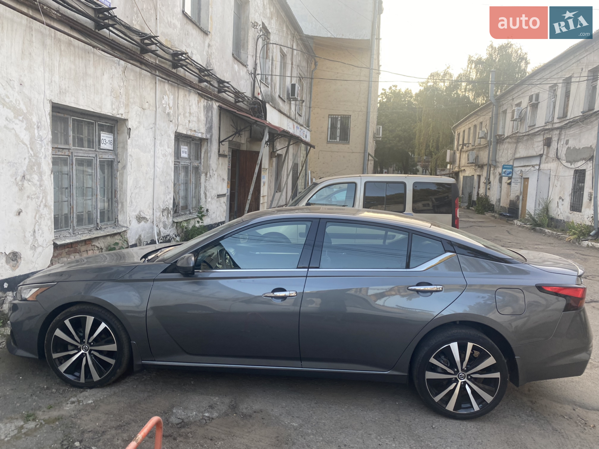 2019 Nissan Altima - фото 1