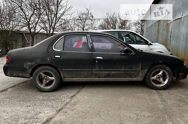 Седан Nissan Altima 1993 в Одесі