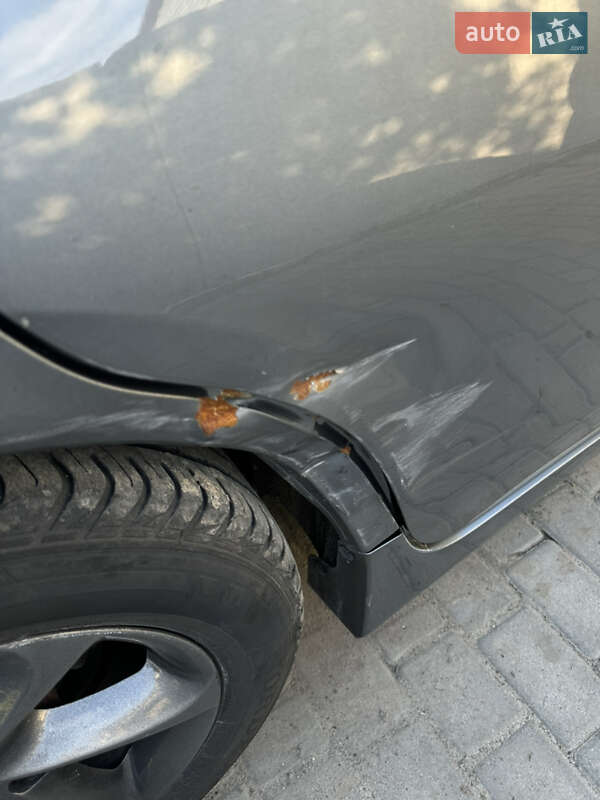 Седан Nissan Altima 2017 в Луцке