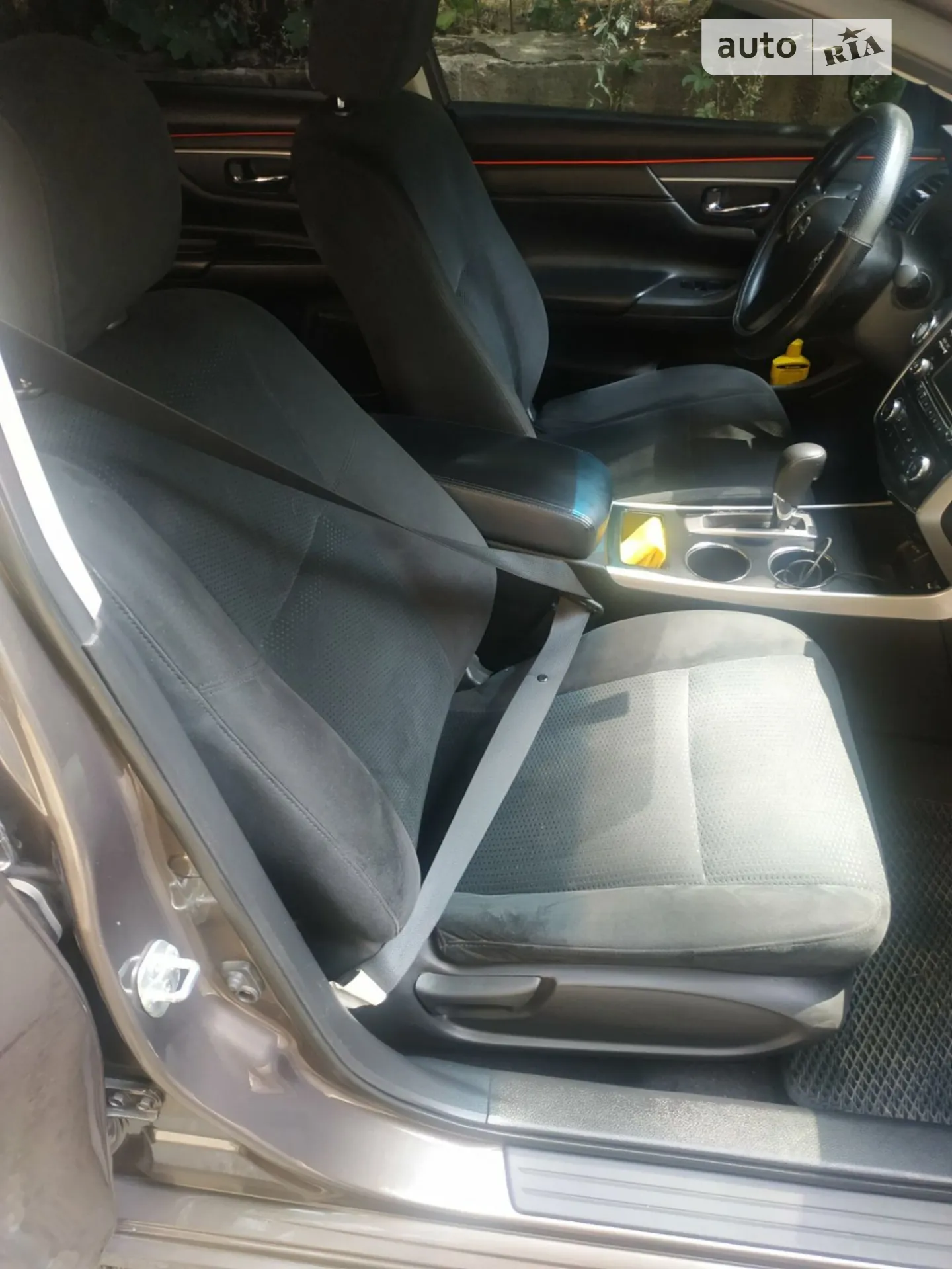2015 Nissan Altima - мініатюра 38