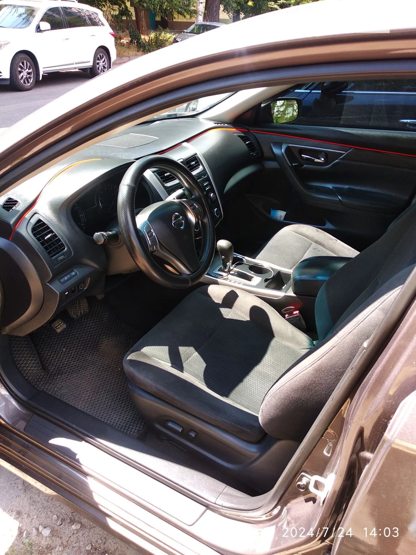 2015 Nissan Altima - мініатюра 46