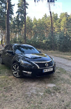 Седан Nissan Altima 2014 в Сумах