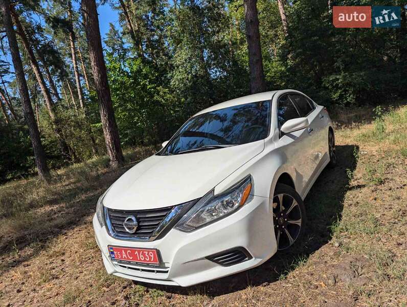 Nissan Altima 2016