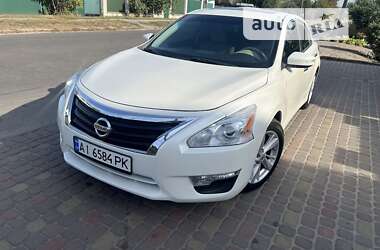 Седан Nissan Altima 2014 в Фастове