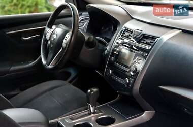 Седан Nissan Altima 2013 в Запоріжжі