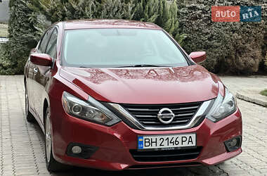 Седан Nissan Altima 2016 в Тернополе