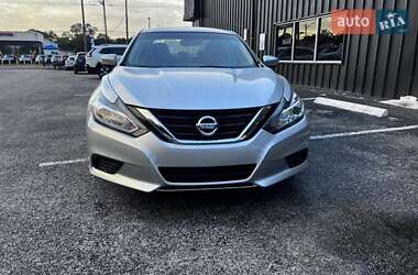 Седан Nissan Altima 2018 в Тернополе